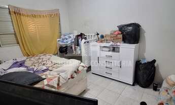 Imagem 4: Casa à venda no bairro Jardim Domingos de Léo - Marília/SP, Sul