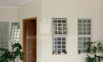 Imagem 2: Casa Pronta para Morar!