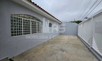 Imagem: Casa à venda contendo 3 quartos sendo 1