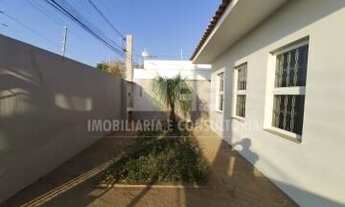 Imagem: Casa a venda com 3 quartos sendo 1 suíte