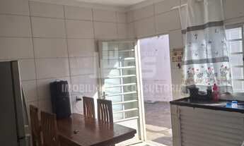 Imagem 2: Casa à venda no bairro Antonio Carlos Nascimento da Silva - Marília/SP