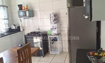 Imagem 4: Casa à venda no bairro Antonio Carlos Nascimento da Silva - Marília/SP