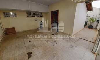 Imagem 2: Casa à venda contendo 4 quartos sendo 1 suíte Jardim Lavínia