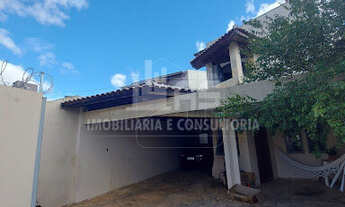 Imagem: Casa à venda contendo 3 quartos sendo 2