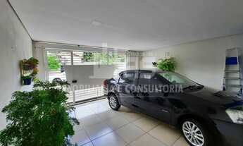 Imagem 2: Casa Padrão, 2 dormitórios, 1 suítes, 2 banheiro, 2 vagas na garagem, 125M² de Área Constr