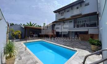 Imagem: Casa a venda com 3 suítes no parque das