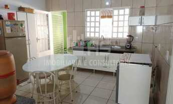 Imagem 2: Casa a venda com 3 quartos sendo 1 suíte no Jardim Santa Antonieta