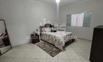 Imagem 5: Casa a venda com 3 quartos sendo 1 suíte