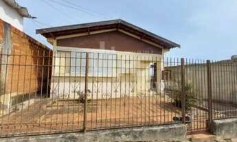 Imagem: Casa à venda no bairro Maria Paula - Marília/SP