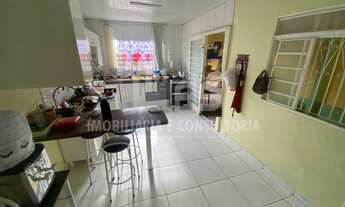 Imagem 3: Casa a venda com 3 quartos sendo 1 suíte no jardim Santa Antonieta