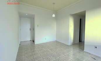 Imagem 2: Apartamento Padrão de 03 quartos, alto, ventilado, com armários a venda no bairro de Armaç