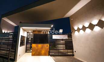 Imagem: Sobrados e casas em Condomínio alto padrão