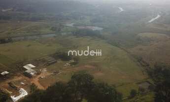 Imagem 2: Terreno com excelente potencial construtivo