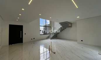 Imagem 2: Sobrado Alto Padrão