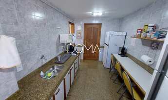 Imagem 6: Ampla Cobertura duplex, na quadra da Praia do Forte