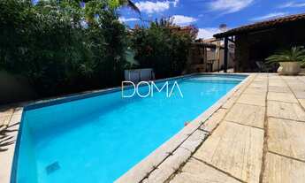 Imagem 5: Casa independente com piscina e amplo quintal gramado!