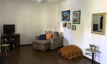 Imagem 6: Casa independente com piscina e amplo quintal gramado!