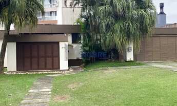 Imagem 2: Casa Alto Padrão - Localização privilegiada