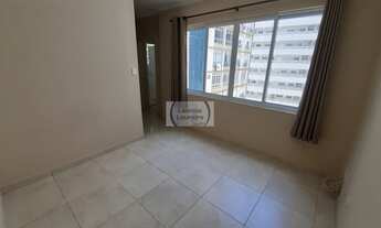 Imagem 5: Sala living reformada na avenida da praia