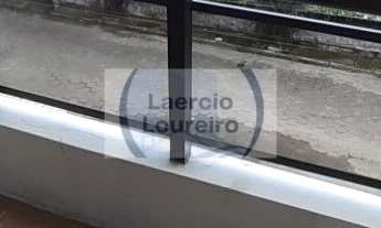 Imagem 3: Apartamento com sacada e garagem demaracada