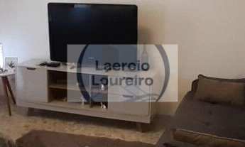 Imagem 3: Apartamento na Pitangueiras com sacada e vaga de garagem