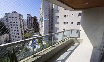 Imagem: Apartamento com sacada na Astúrias