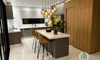 Imagem 3: Casa Maravilhosa, 4 dormitórios, 4 suíte, 4 vagas na garagem, 350M² de Área Construída, 45