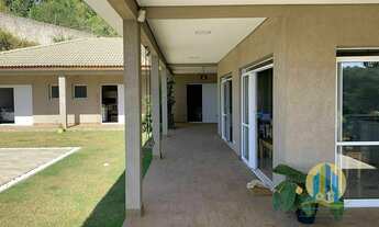 Imagem 3: Linda Chácara, 3 dormitórios, 1 suítes, 4 banheiro, 6 vagas na garagem, 2040M² de Área Con