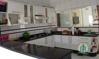 Imagem 7: Casa Maravilhosa/GO, 4 dormitórios, 3 suíte, 4 banheiro, 3 vagas na garagem, 420M² de Área