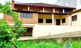 Imagem: Belíssima Chácara, 4 dormitórios, 2 banheiro