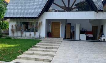 Imagem 2: Lindíssima Casa, 4 dormitórios, 1 suítes, 5 banheiro, 4 vagas na garagem, 520M² de Área Co