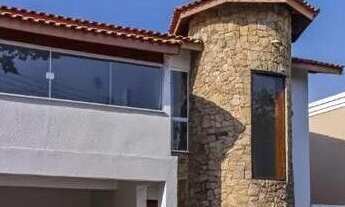 Imagem: Belíssima Casa, 4 dormitórios, 2 suíte