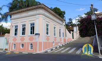 Imagem: Casa à Venda no Centro Histórico de Santana