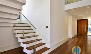 Imagem 7: Casa Alto Padrão á Venda em Barueri / SP