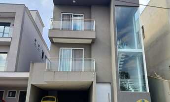 Imagem: Casa a venda no Condomínio New Ville