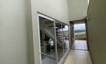 Imagem 2: Linda Casa, 3 dormitórios, 1 suítes, 2 banheiro, 2 vagas na garagem