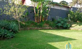 Imagem 6: Belíssima Casa, 4 dormitórios, 4 suíte, 5 banheiro, 250M² de Área Construída, 250M² de Áre