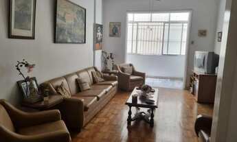 Imagem: Amplo Apartamento de 3 Quartos na Quadra