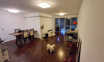 Imagem 7: Amplo Apartamento Reformado com Suíte, Closet e Varandão no Ingá – Localização Privilegiad