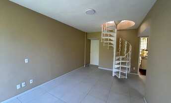 Imagem 3: Cobertura à venda em Niterói-RJ, bairro Icaraí: 2 quartos, 1 suíte, 1 sala, 2 banheiros, 1