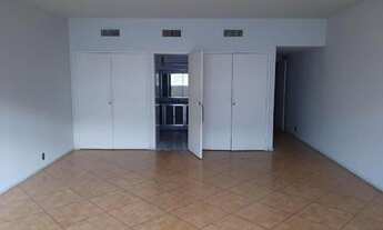 Imagem 4: Amplo Apartamento com 4 Quartos e 2 Vagas no Coração do Flamengo!