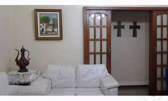 Imagem 2: Amplo Apartamento em Localização Privilegiada: 3 Quartos, 2 Suítes e Infraestrutura Comple