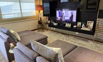 Imagem 7: Exclusividade e Conforto em Andar Alto com 4 Vagas e Varandão com Vista para o MAC!