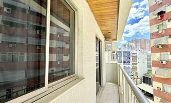 Imagem 6: Apartamento com 2 Quartos e Suíte no Ingá – 85m², Rua Tranquila e Próximo à Praia!