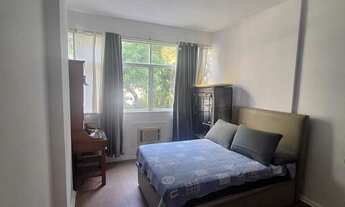 Imagem: Viva a 1 Quadra da Praia! Quarto e Sala