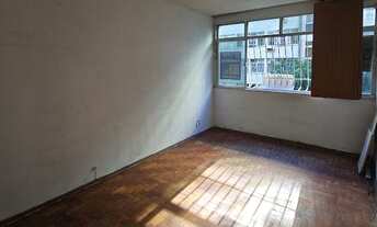 Imagem 7: Amplo Apartamento com 3 Quartos e 105m² em Localização Privilegiada de Icaraí – Niterói