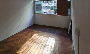 Imagem 5: Amplo Apartamento com 3 Quartos e 105m² em Localização Privilegiada de Icaraí – Niterói