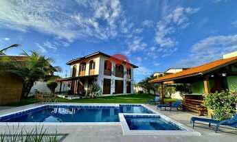 Imagem: Incrível MANSÃO defronte à LAGOA e detras