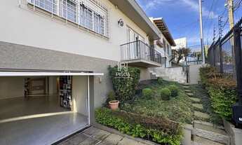 Imagem: Casa à venda no bairro Cinqüentenário