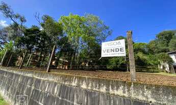 Imagem 2: Terreno pronto para construir